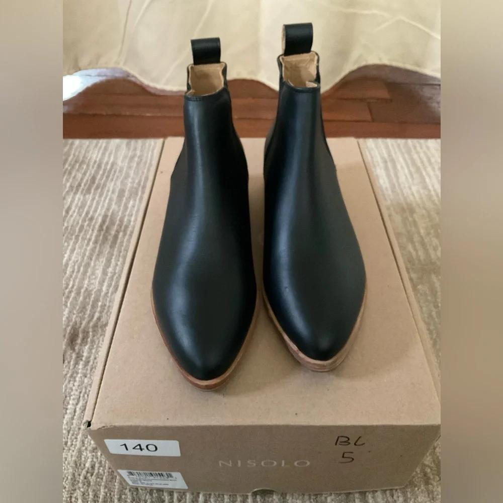 Nisolo Eva Everyday Chelsea Boot NIB